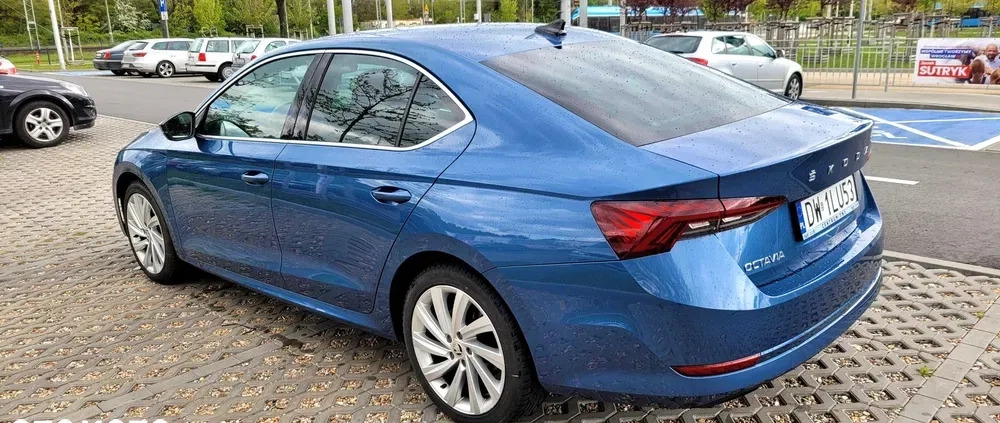 Skoda Octavia cena 96500 przebieg: 60000, rok produkcji 2021 z Wrocław małe 67